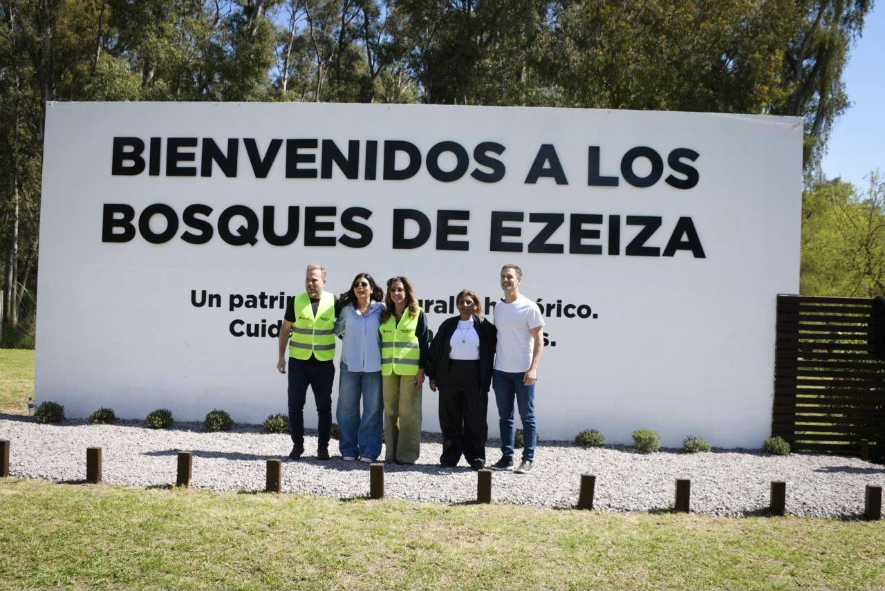 Foto de "Vilar y Granados en Ezeiza: nuevo Parque Ambiental en los Bosques"